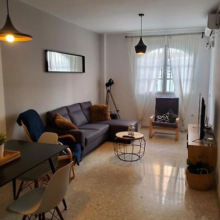 Apartamento Con Parking Gratis En El Centro De Malaga Apartment Exterior photo