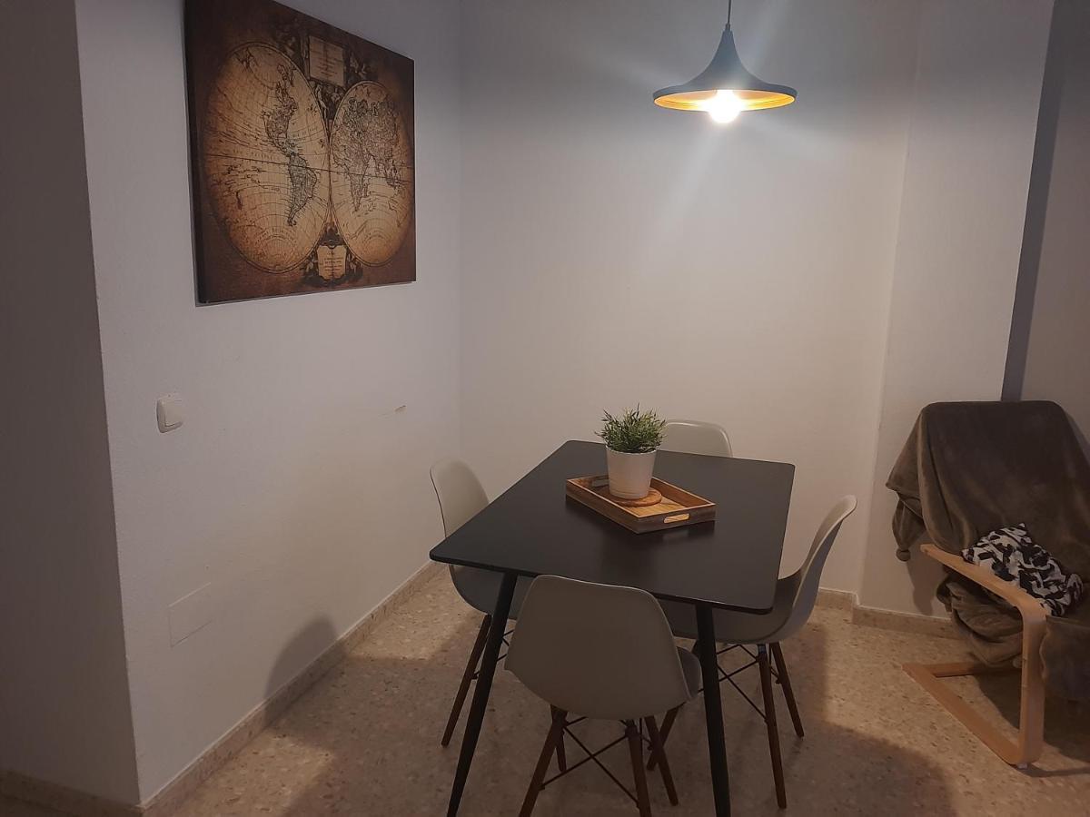Apartamento Con Parking Gratis En El Centro De Malaga Apartment Exterior photo