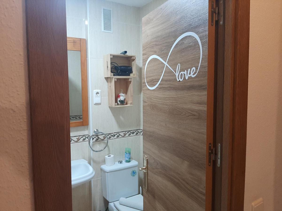 Apartamento Con Parking Gratis En El Centro De Malaga Apartment Exterior photo